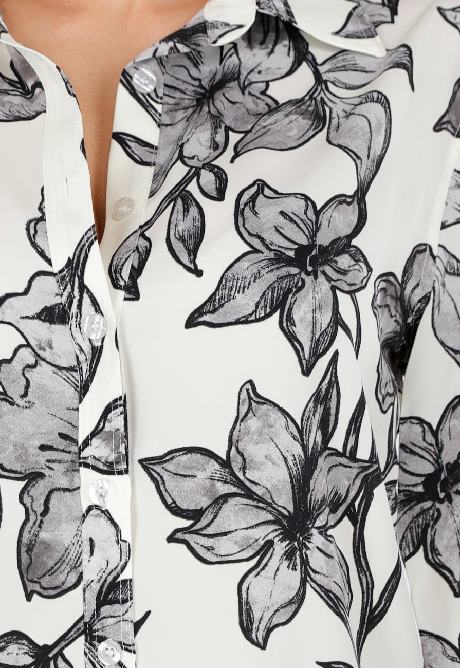 Witte Blouse met Zwarte Bloemenprint en Lange Mouwen