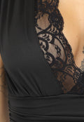 Zwarte Bodysuit met Kanten Decolleté en Schoudervullingen