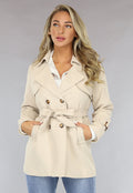 Korte Beige Jas met Tailleband en Knoopsluiting