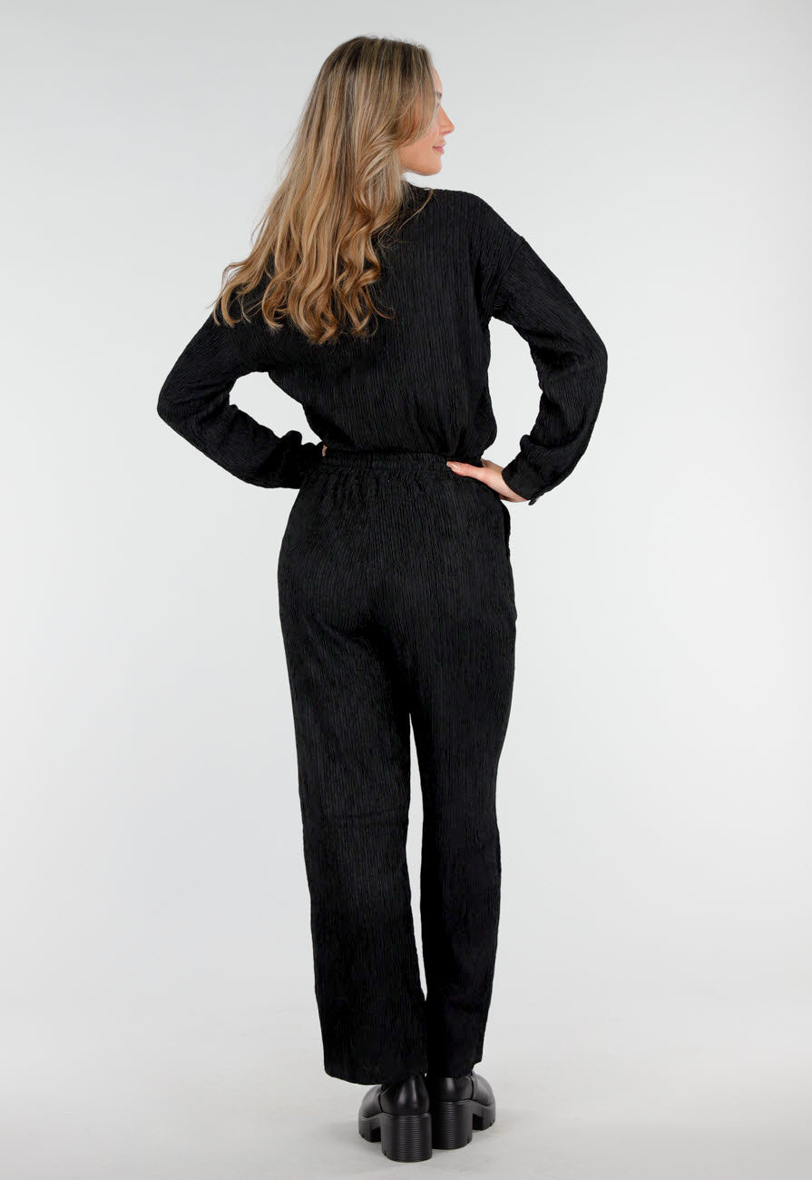 Zwarte Stretch Two Piece Set met Losvallende Blouse en Rechte Broek