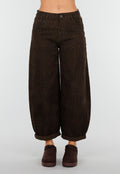 Bruine Barrel Jeans met Subtiele Animalprint en Omgeslagen Zoom