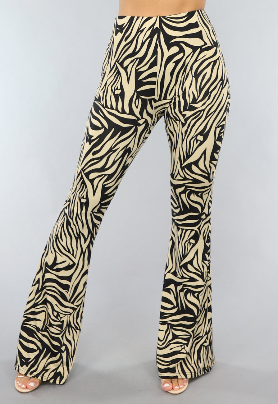 Tall Elastische Beige Zebra Broek met Wijduitlopende Pijpen